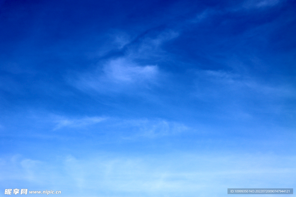 蓝天白云