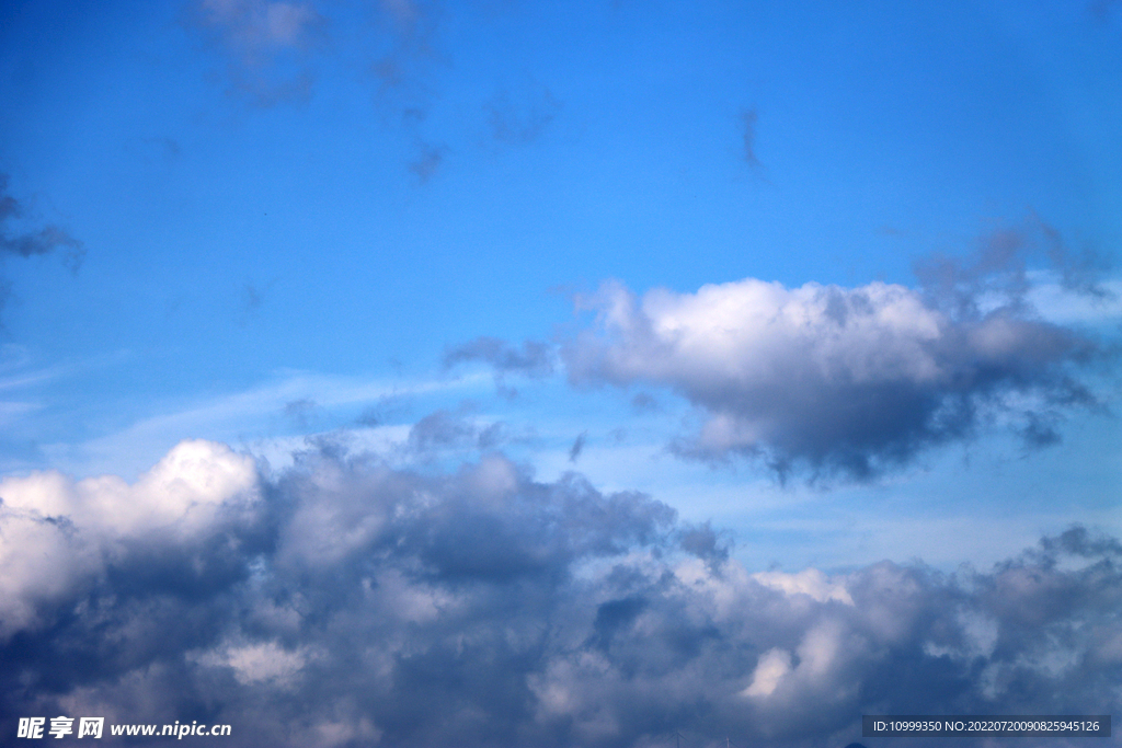 蓝天白云