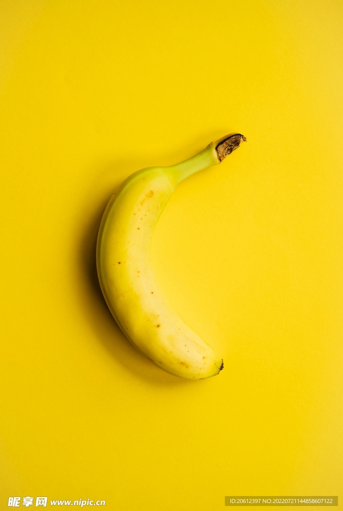 香蕉 黄色背景