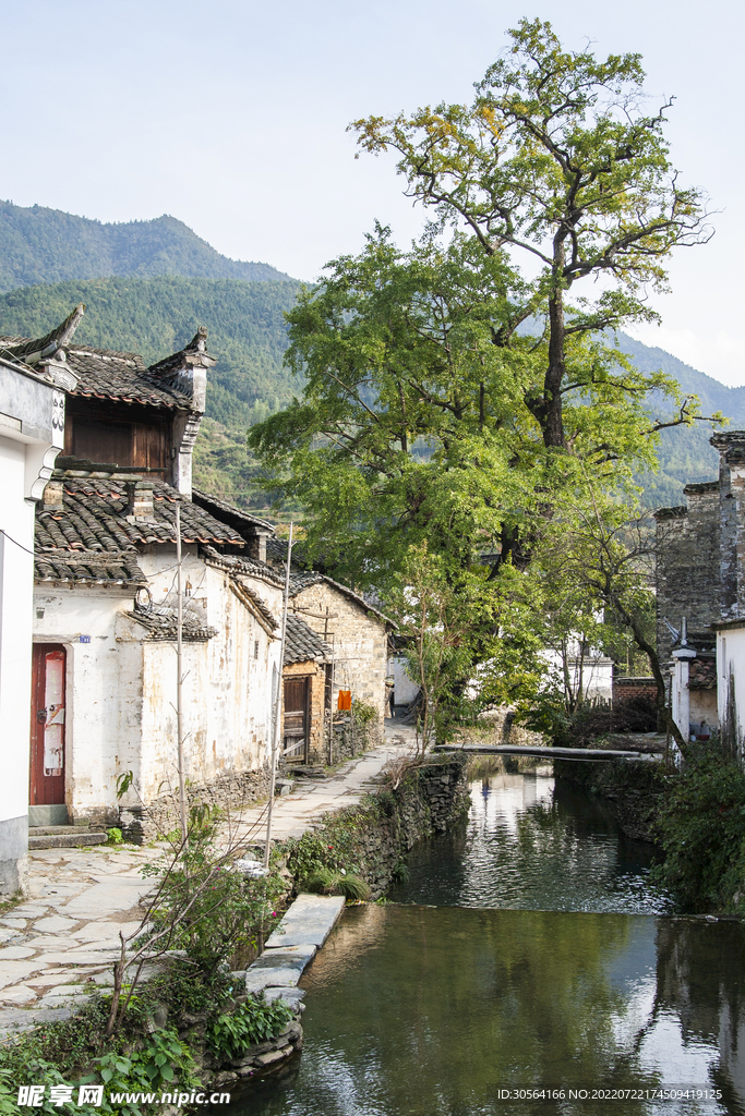 户外乡村旅游小镇