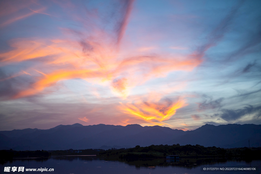 夕阳 