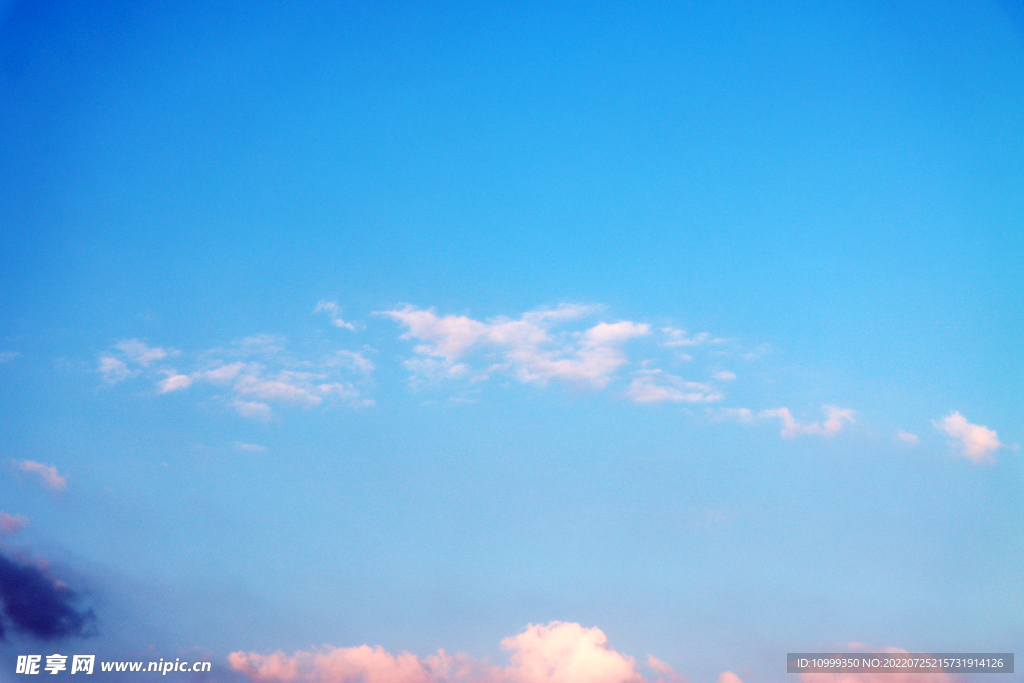 蓝天白云