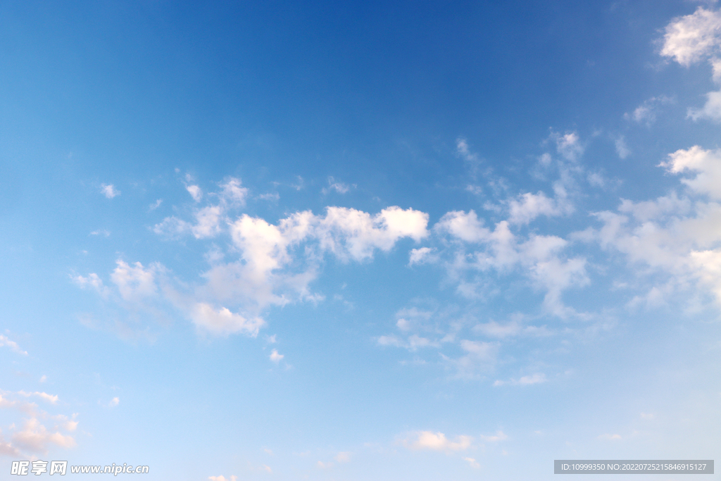 蓝天白云