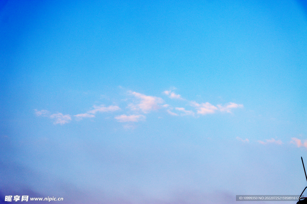蓝天白云