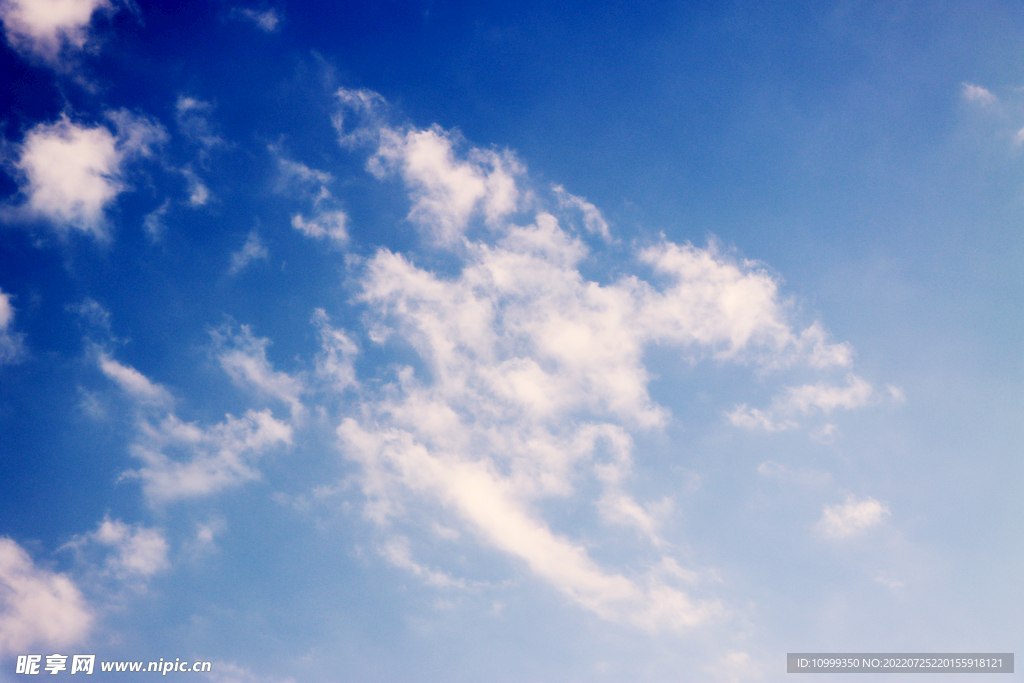 蓝天白云
