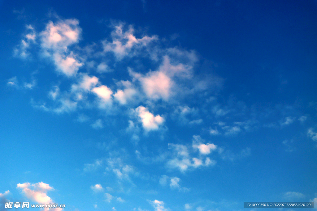 蓝天白云