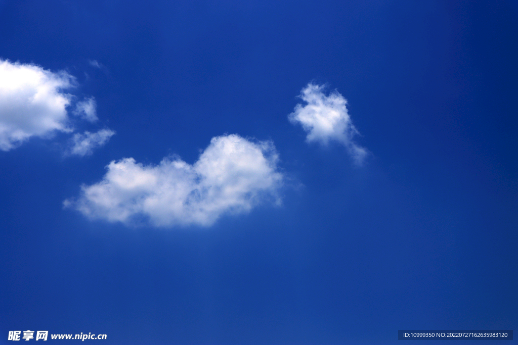 蓝天白云