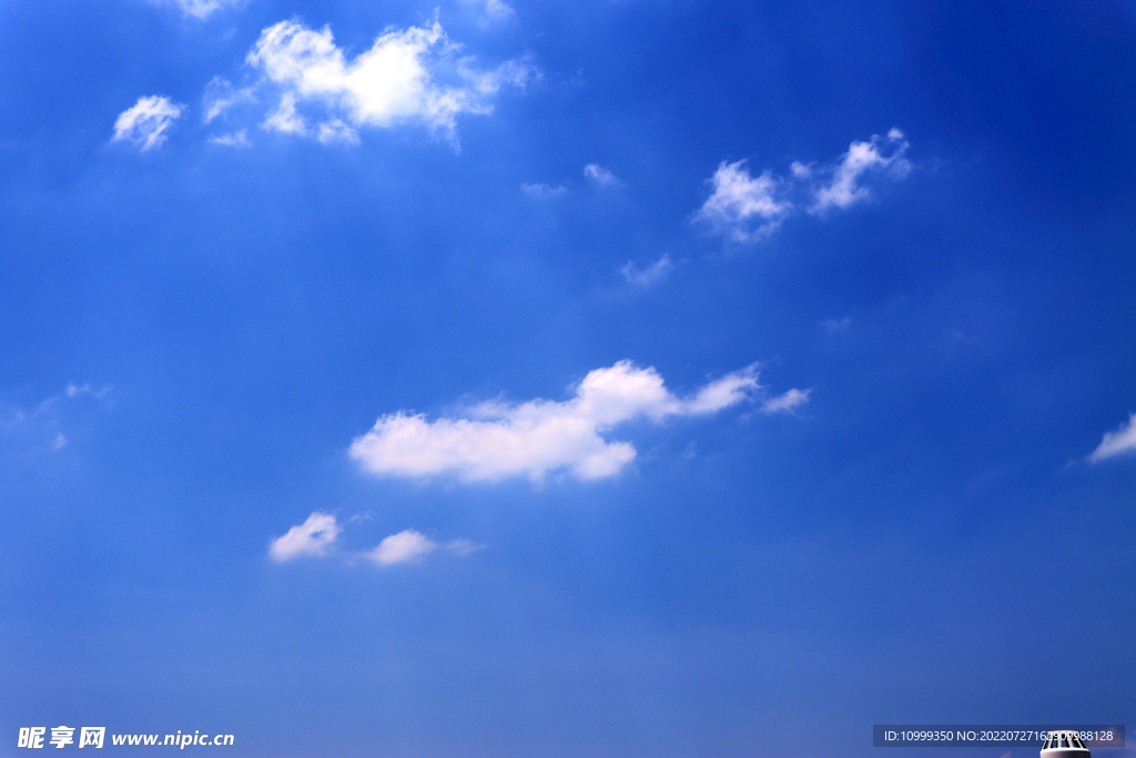 蓝天白云
