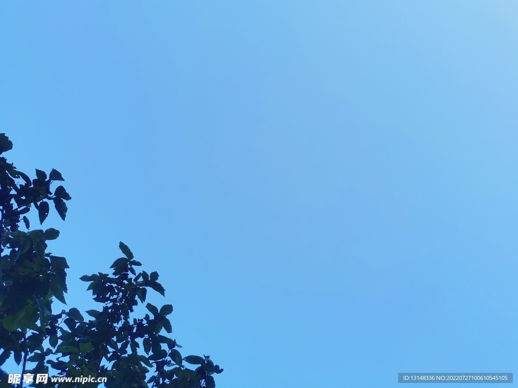 天空