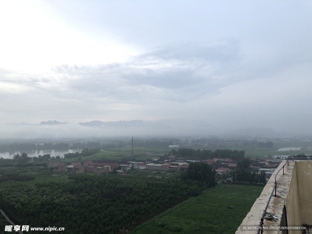 雨后 