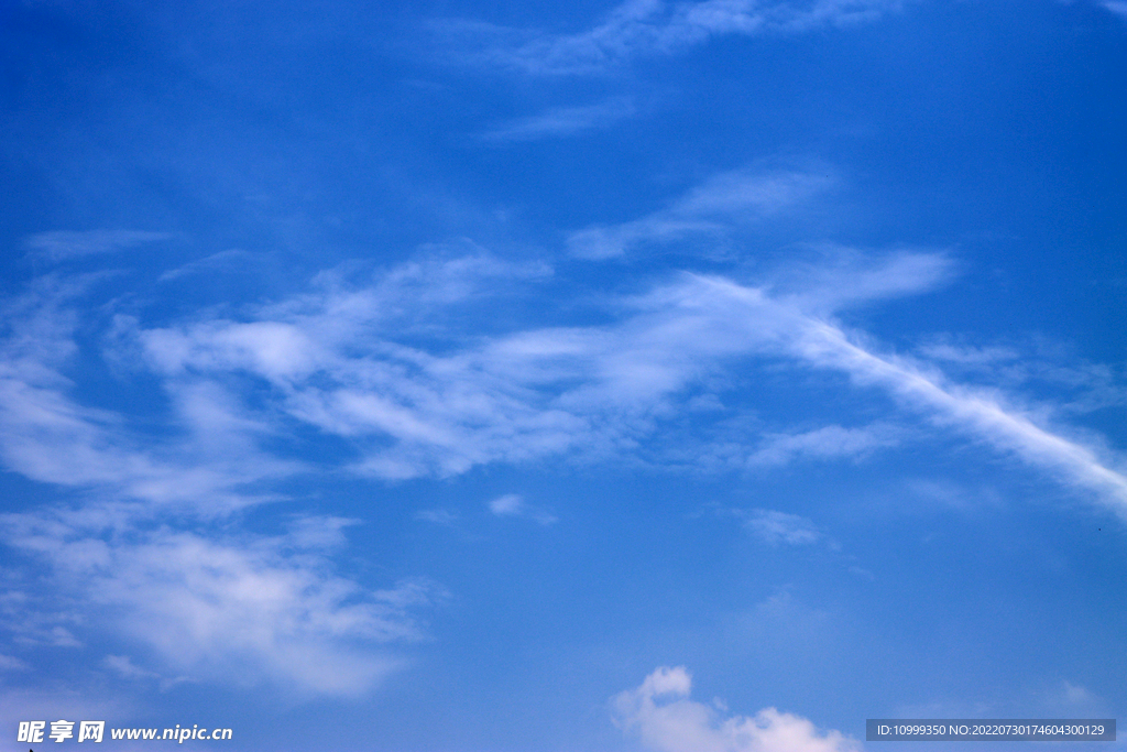 蓝天白云
