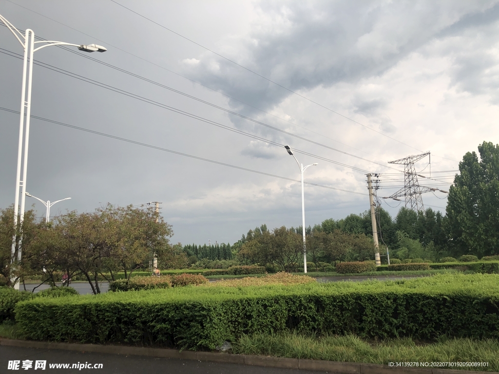 雨后 