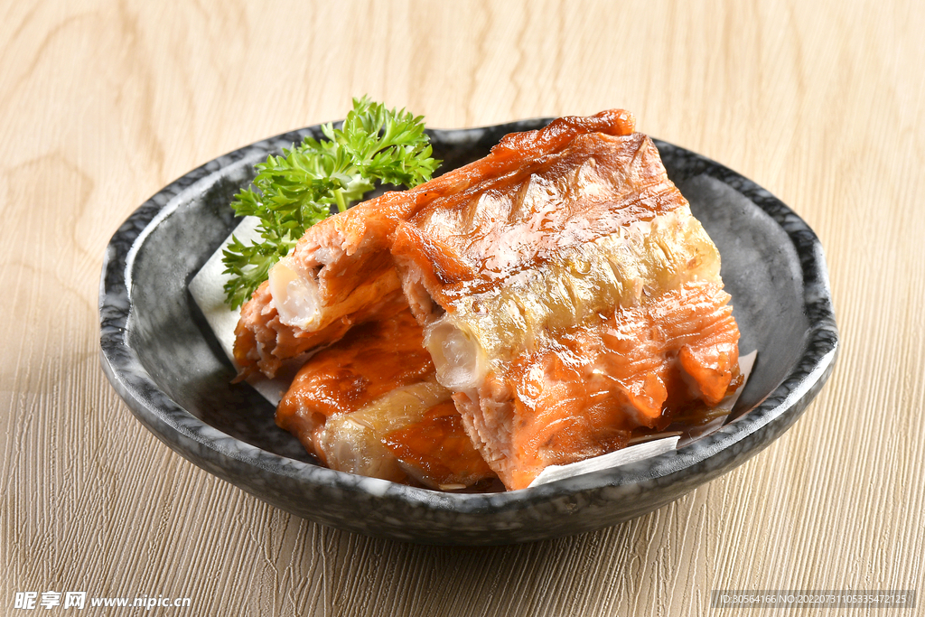 日式煎炸鱼排美食