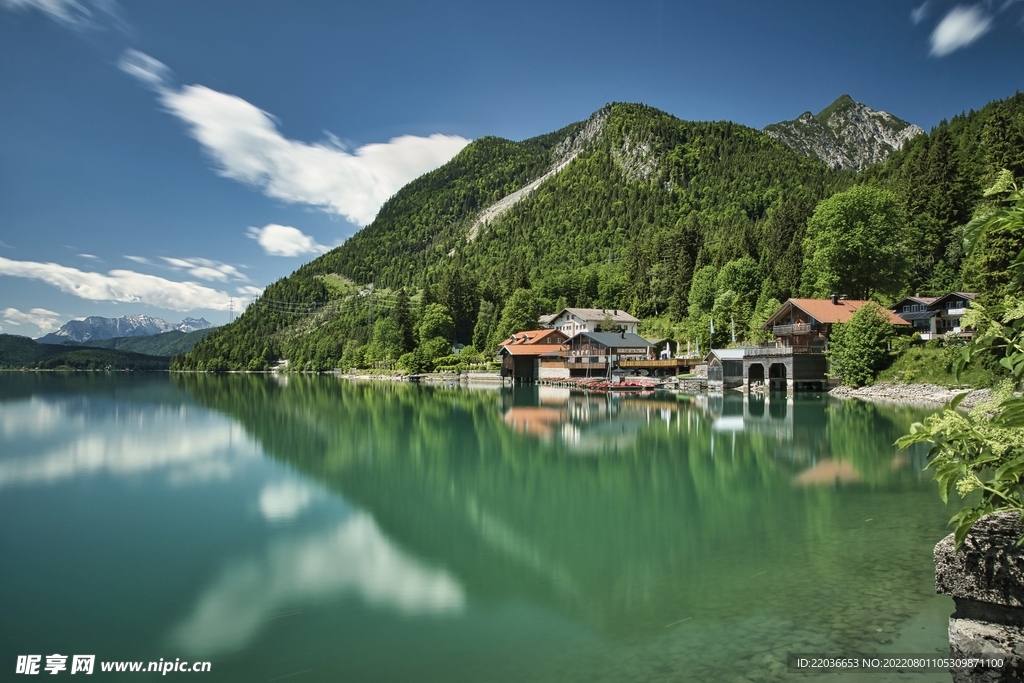 瓦尔兴湖风景