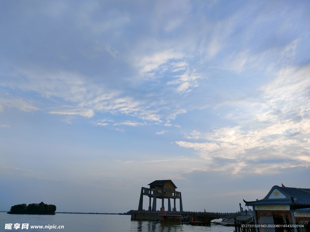 焦岗湖风景区