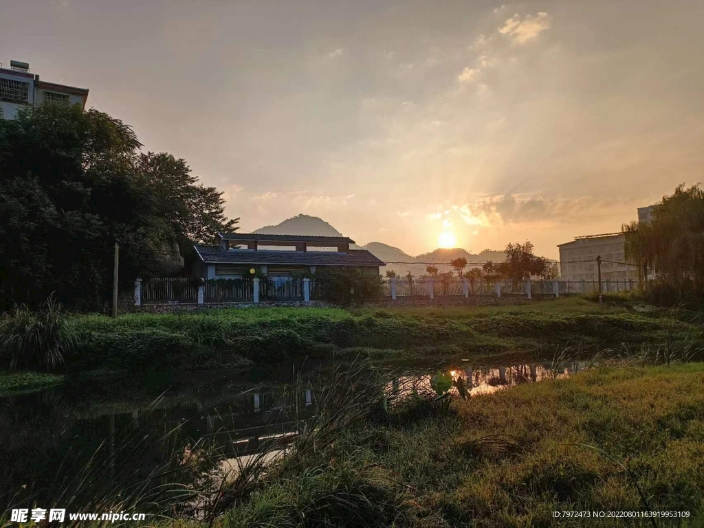 日出