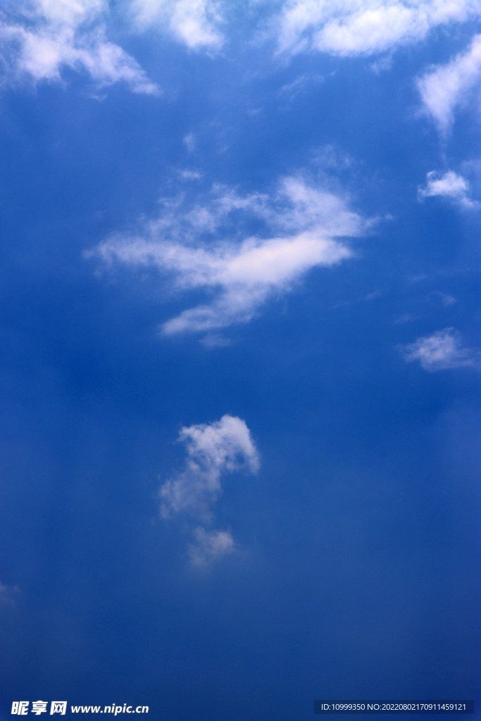 蓝天白云