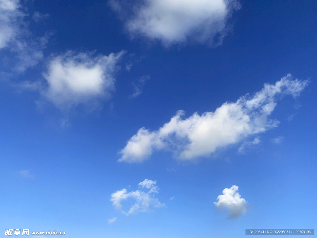 漂亮云朵蓝天