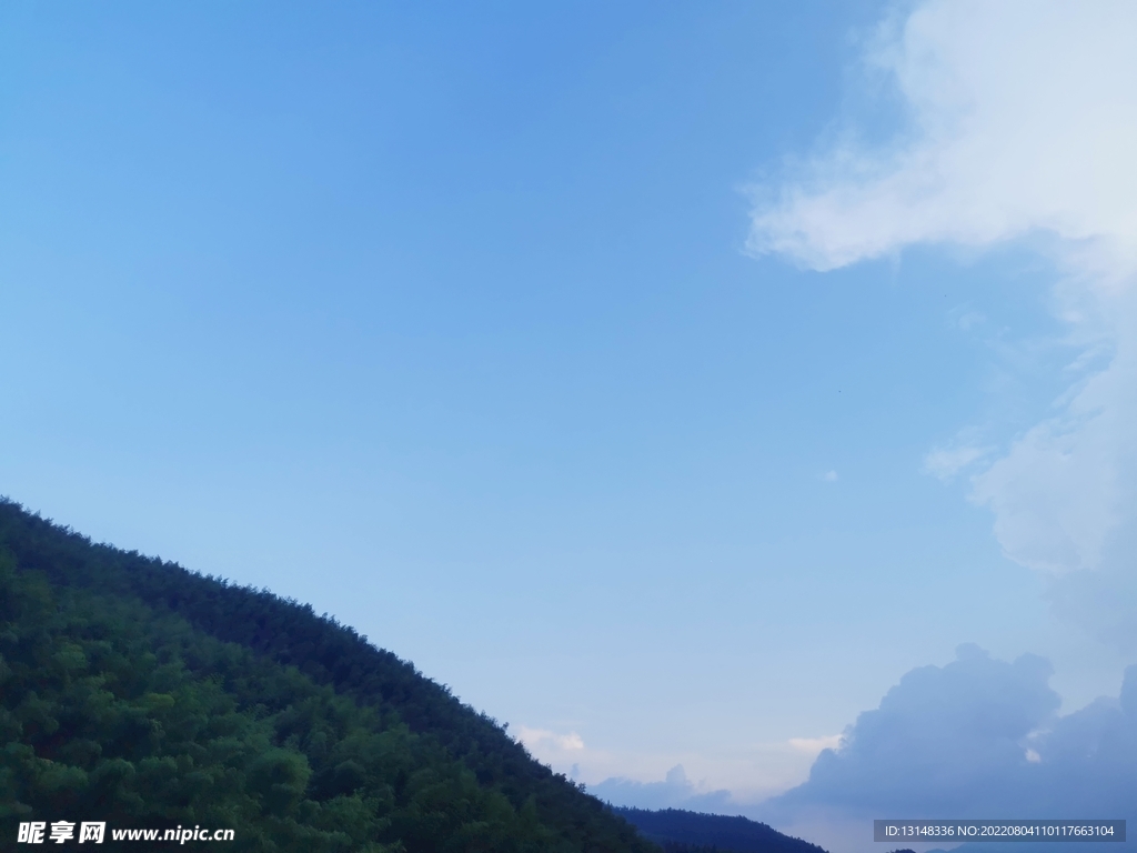 天空