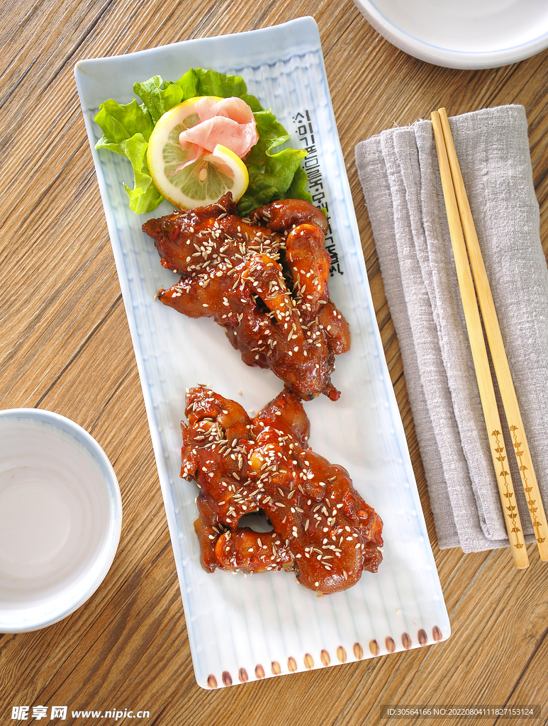 煎炸猪蹄美食