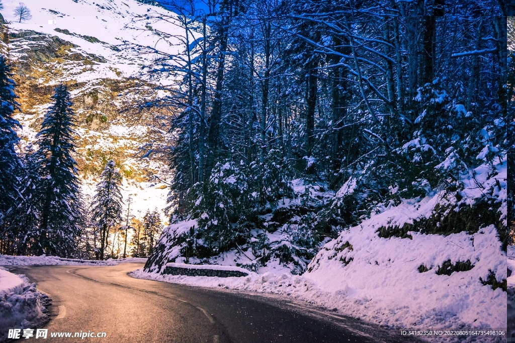 雪山