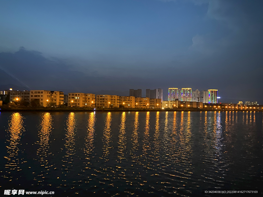 涪江河 夜景 