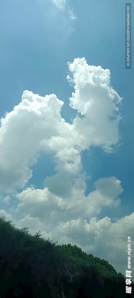 蓝天白云