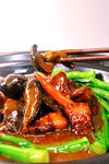 红烧黄牛肉 牛肝菌