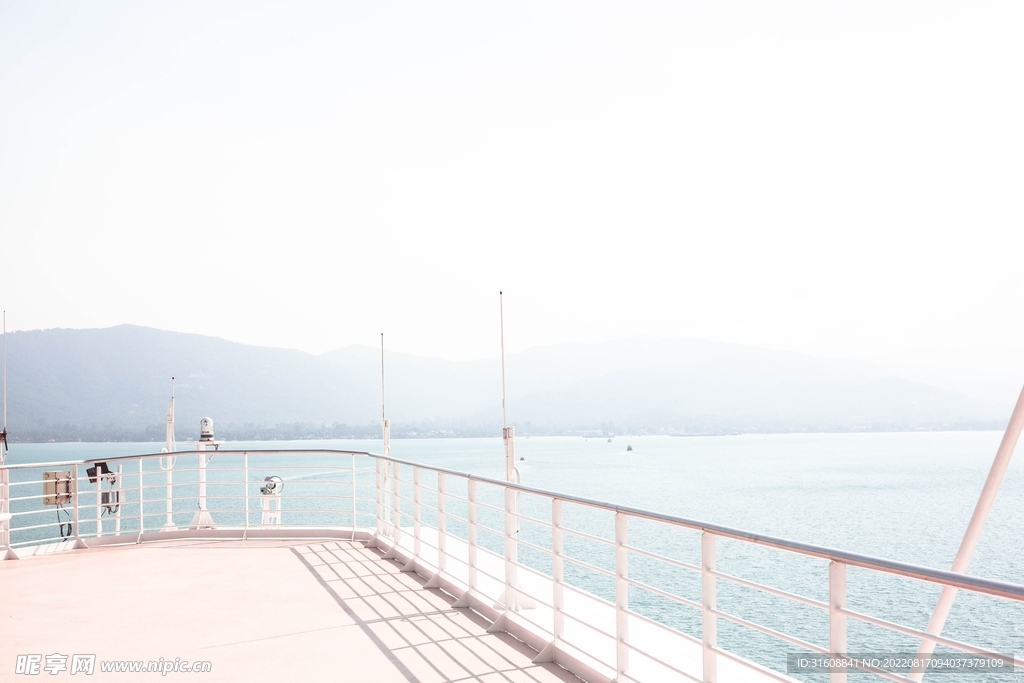 游轮望海