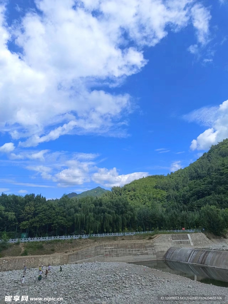 天空 水库