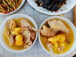 板栗炖鸡汤