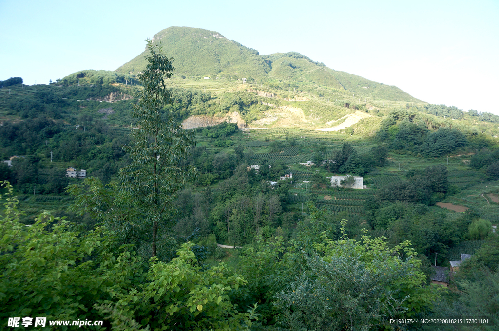云南昭通炎山大沟村