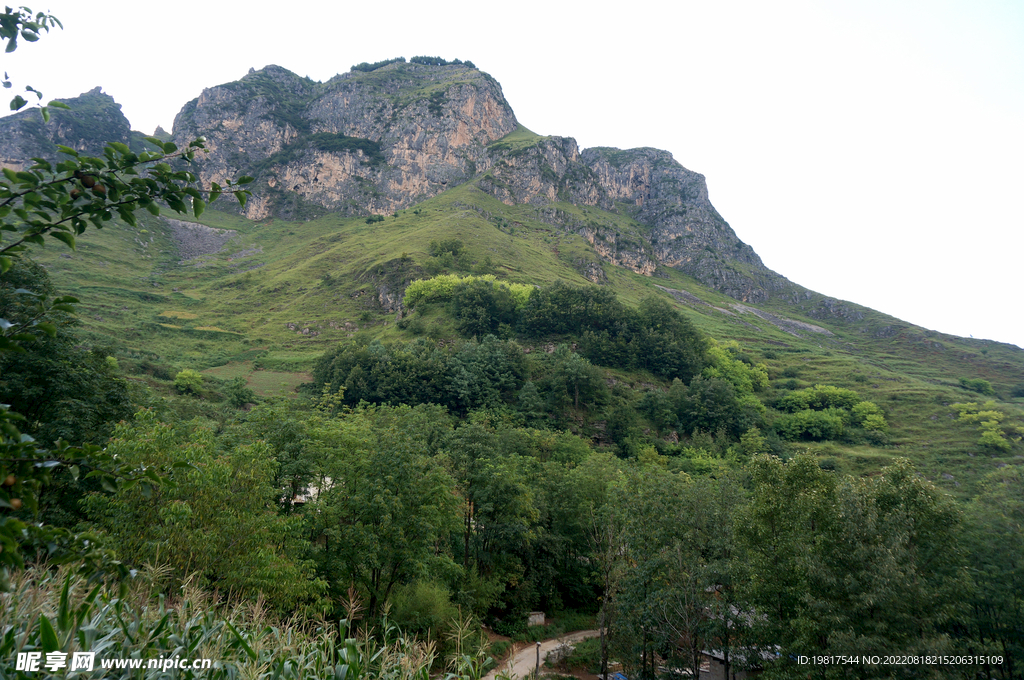 云南昭通炎山大沟