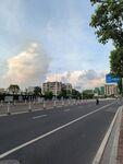 清晨马路风景