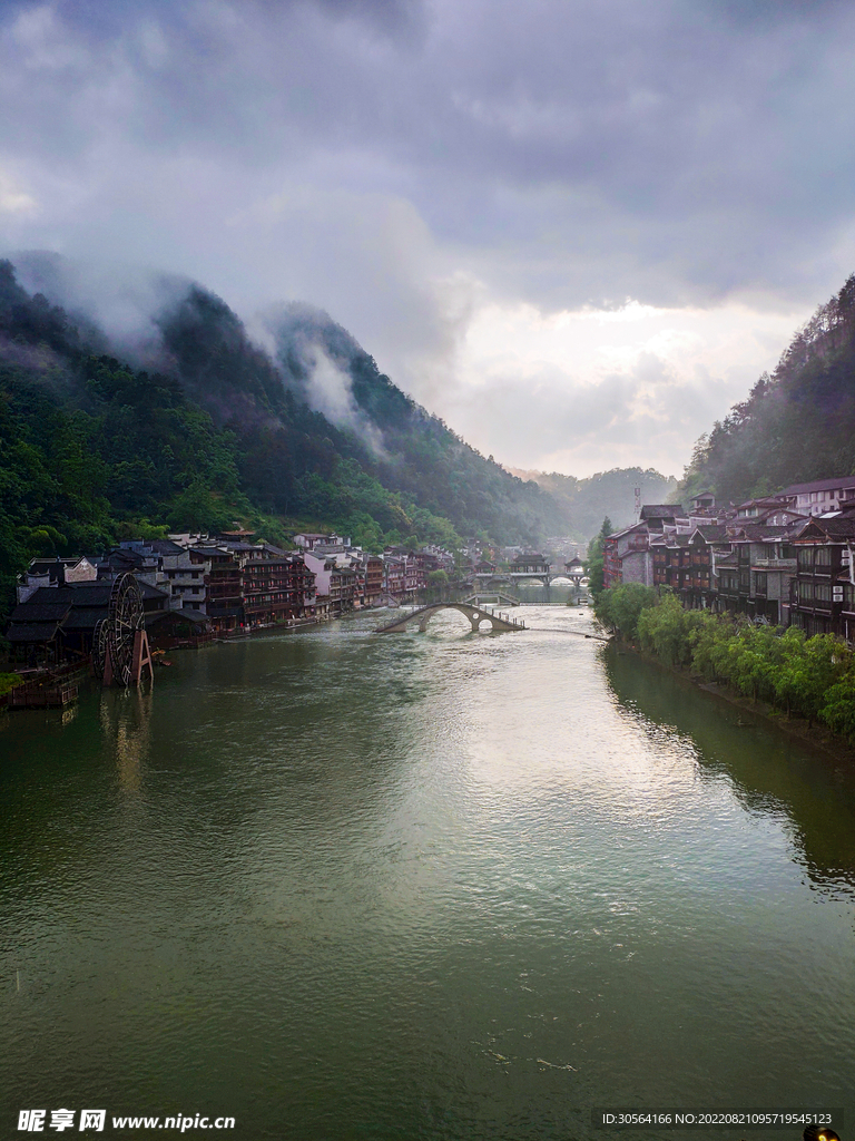 复古旅游小镇