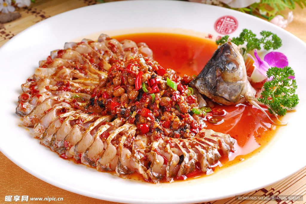 腊八豆蒸鲳鱼
