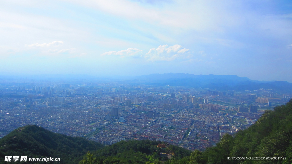  都市风景如画    街边公园