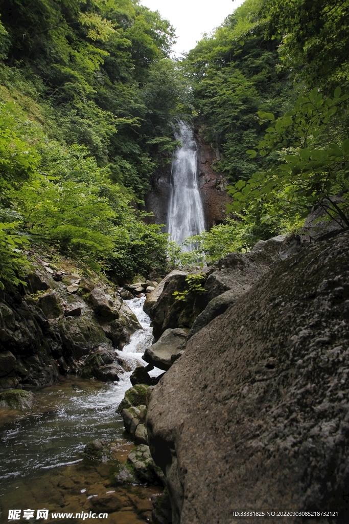 瀑布