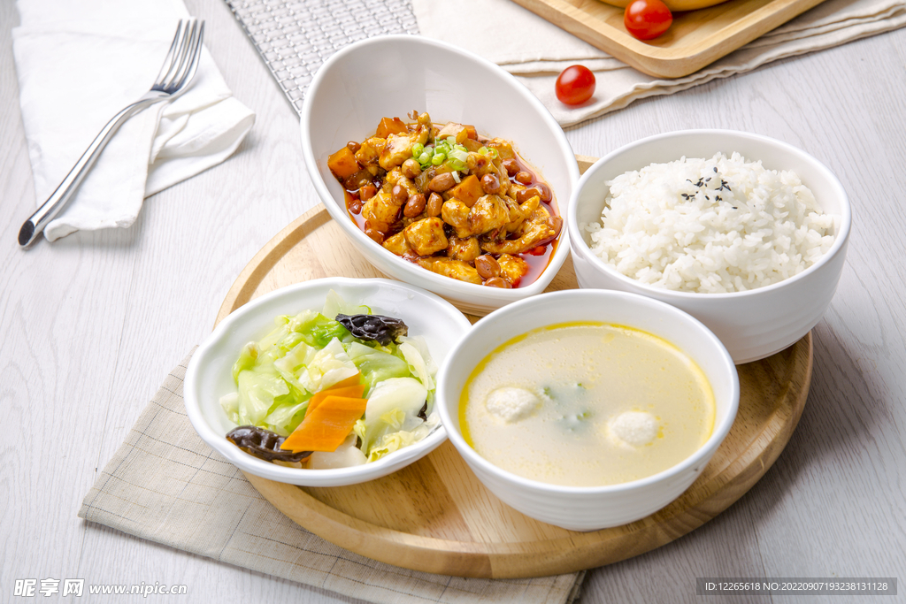 秘制鸡肉饭