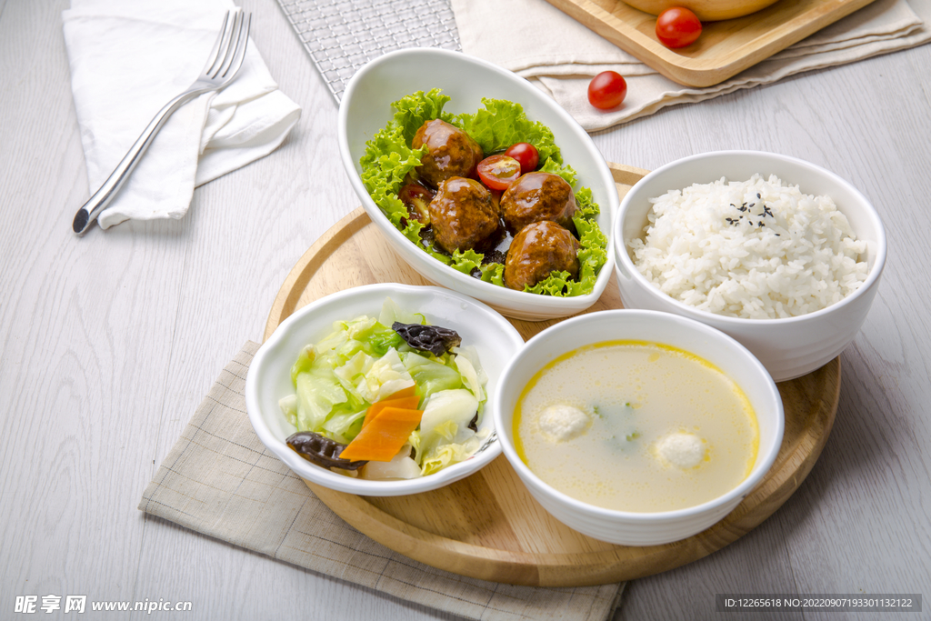 牛肉丸饭