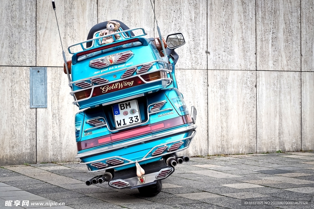 摩托车
