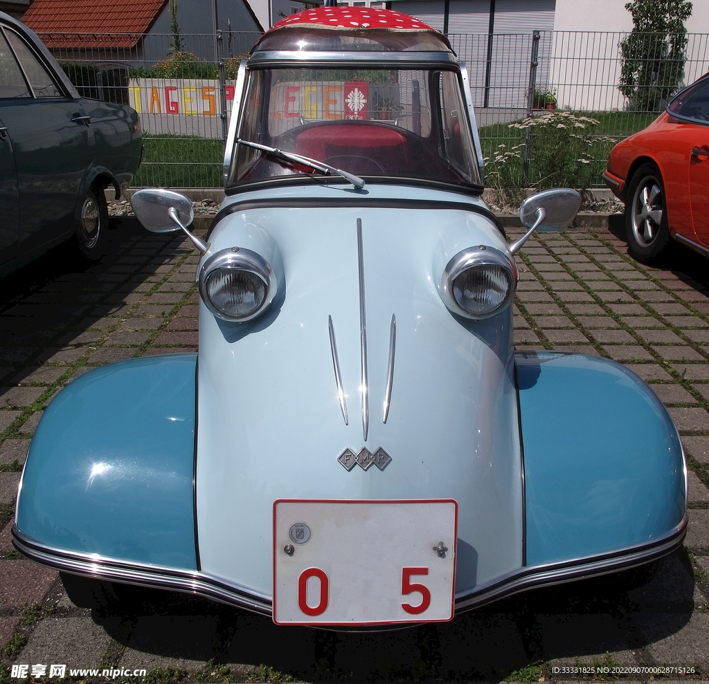 摩托车