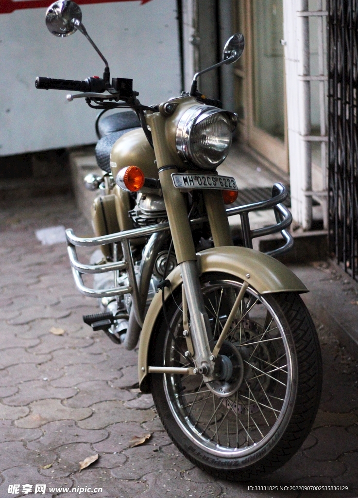 摩托车