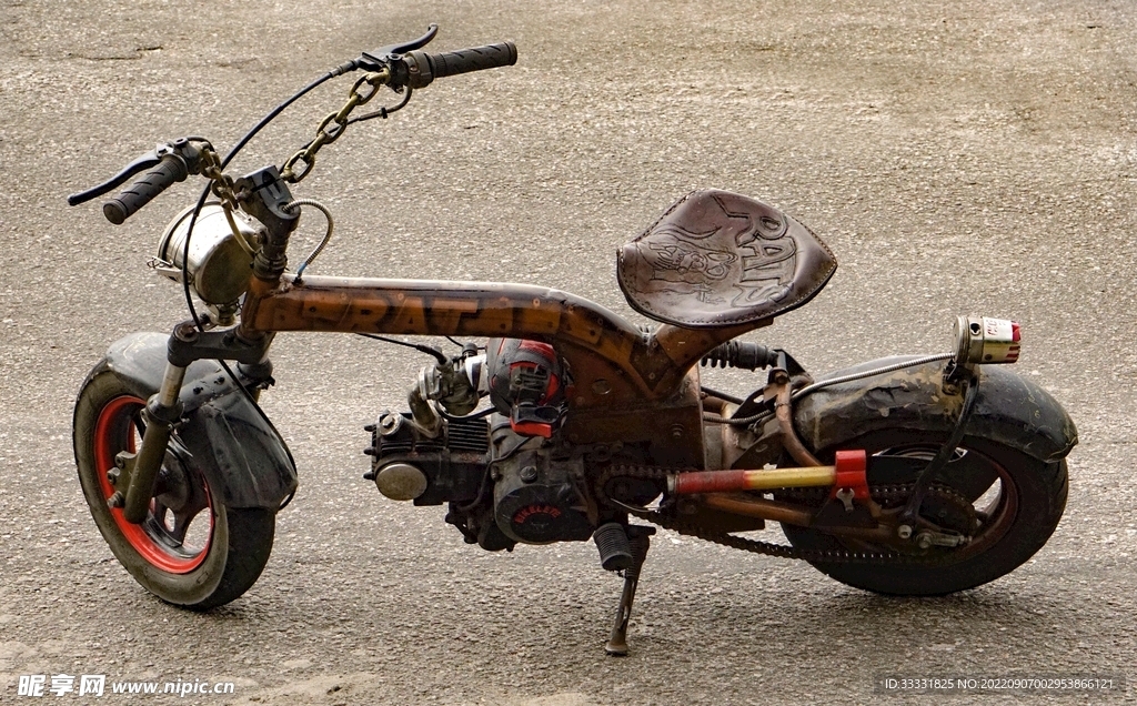 摩托车