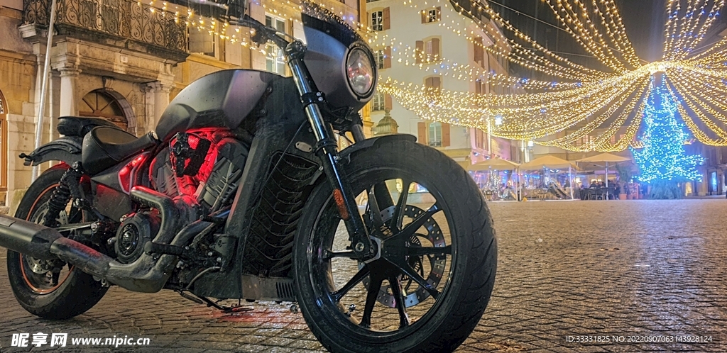 摩托车