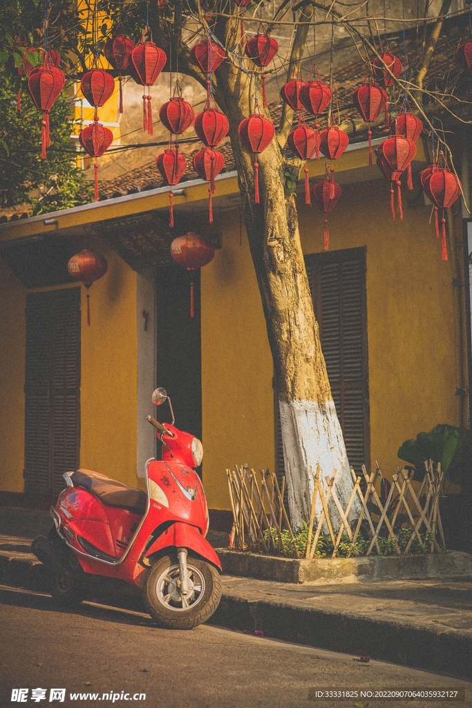 摩托车