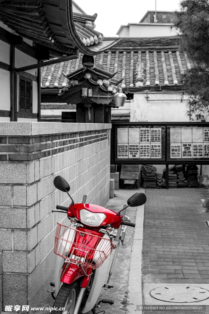 摩托车
