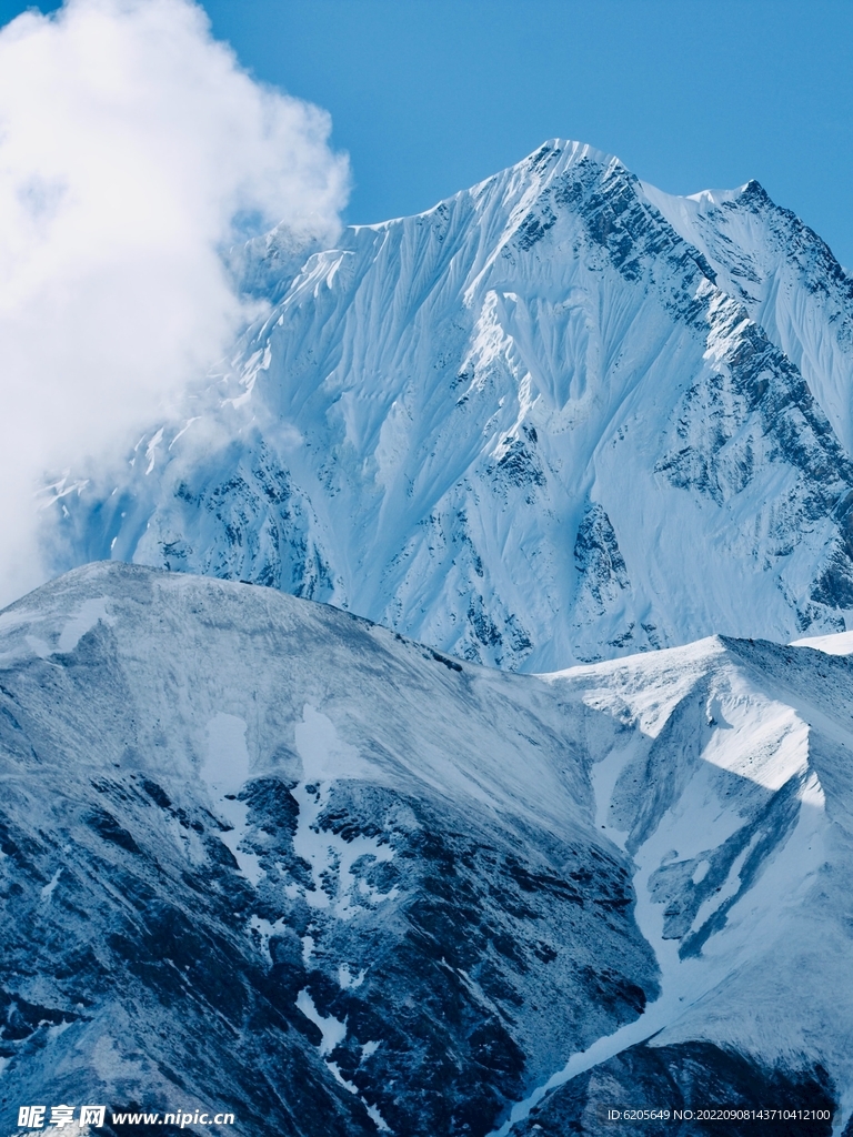 雪山雪景山峰山脉