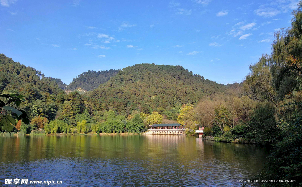 贵阳黔灵山公园