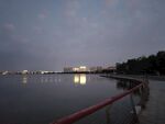 湿地公园观光步道夜景